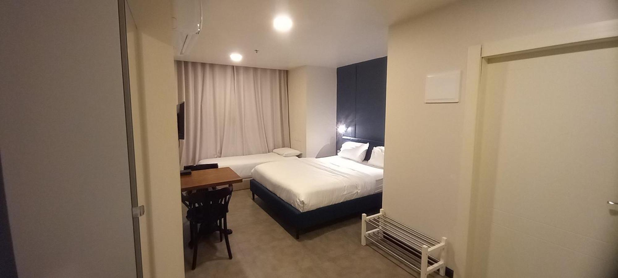 Moon Tlv - 4Th Floor Hotell Tel Aviv Rom bilde